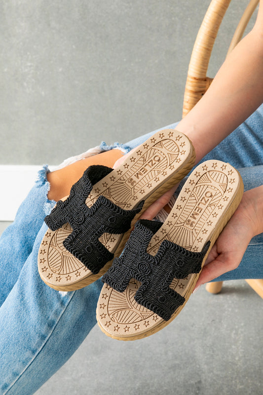 Helen Kadın Ultra Yumuşak Soft Taban İnce Topuk Ortopedik İçi Pedli Günlük Terlik