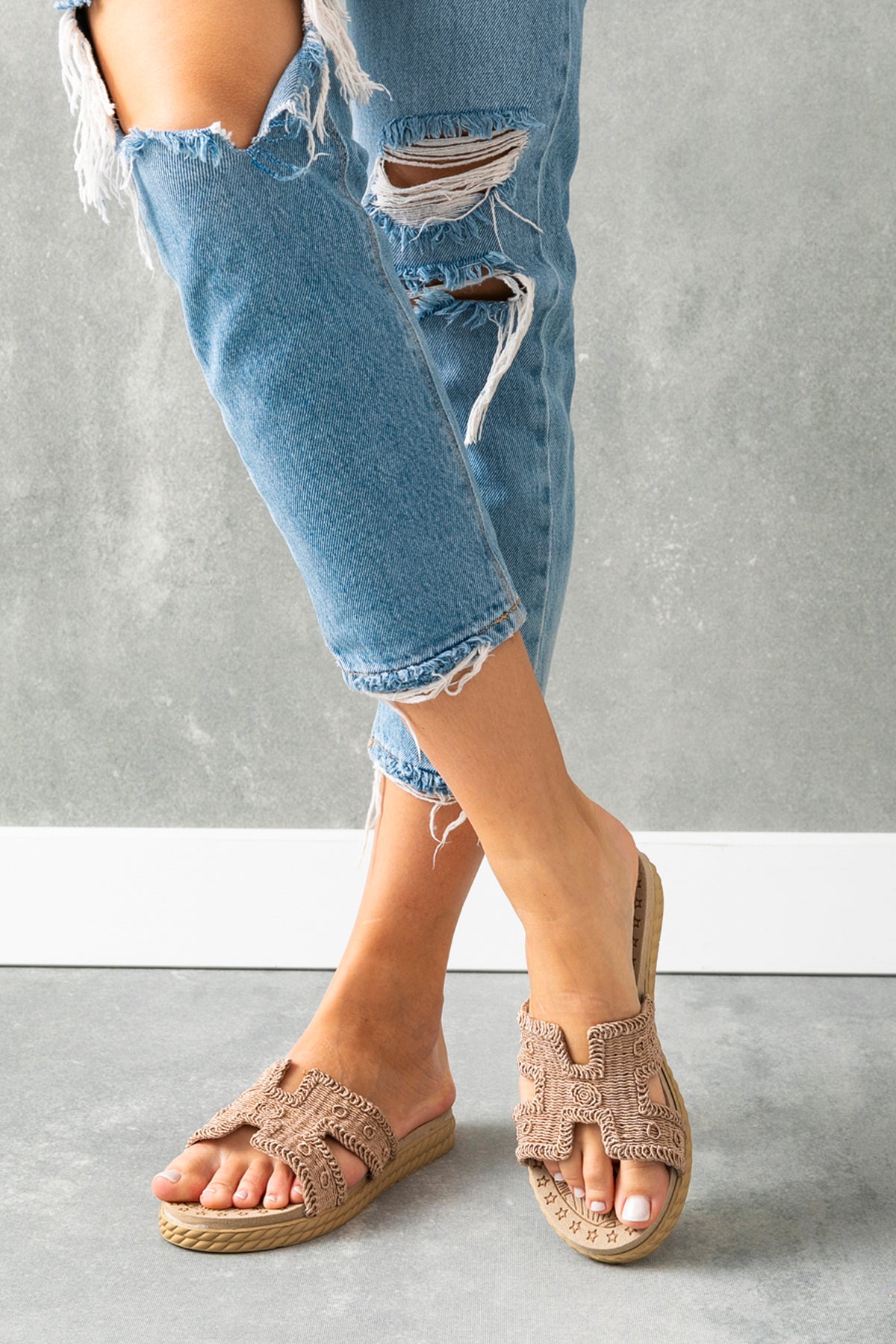 Hermex Kadın Ultra Yumuşak Soft Taban İnce Topuk Ortopedik İçi Pedli Örgü Dantel Günlük Terlik