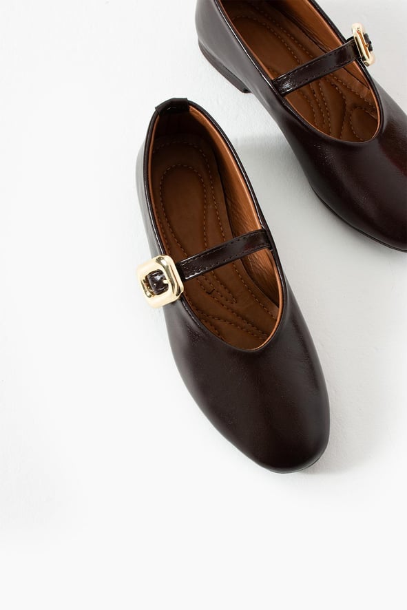 Love Toka Detay Kemerli Lastikli Kadın Babet Ayakkabı