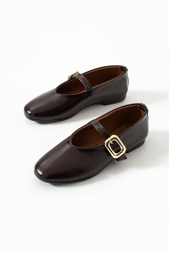 Love Toka Detay Kemerli Lastikli Kadın Babet Ayakkabı