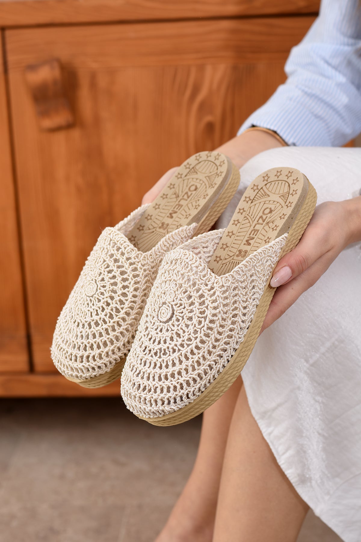Samira Kadın Günlük Konforlu Örme Işlemeli Terlik Hasır Tatil Çeyiz