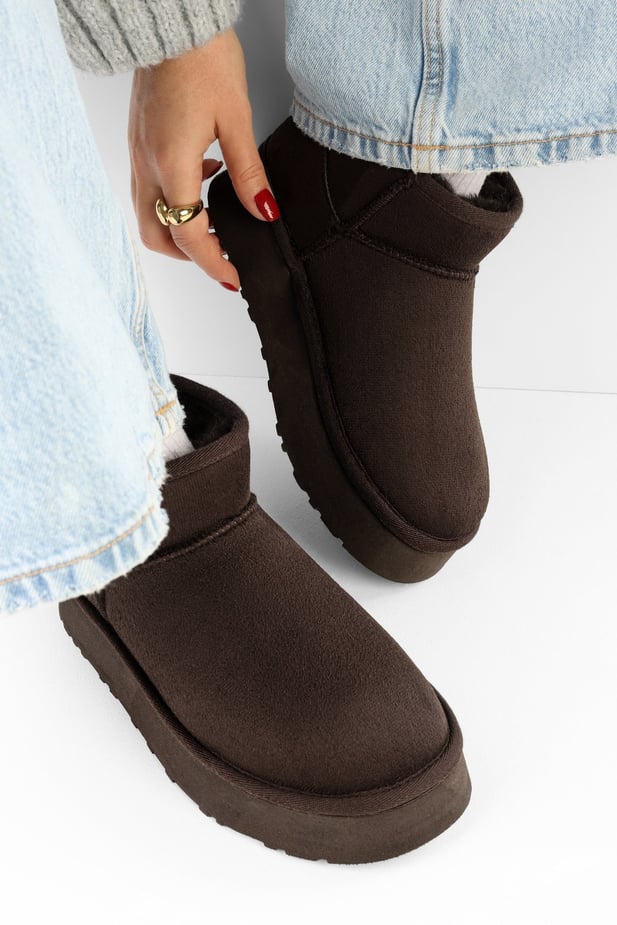 Tessoro Taba Kadın Süet Taba Süper Mini Kalın Düz Tabanlı Tüylü Kısa Yarım Bot